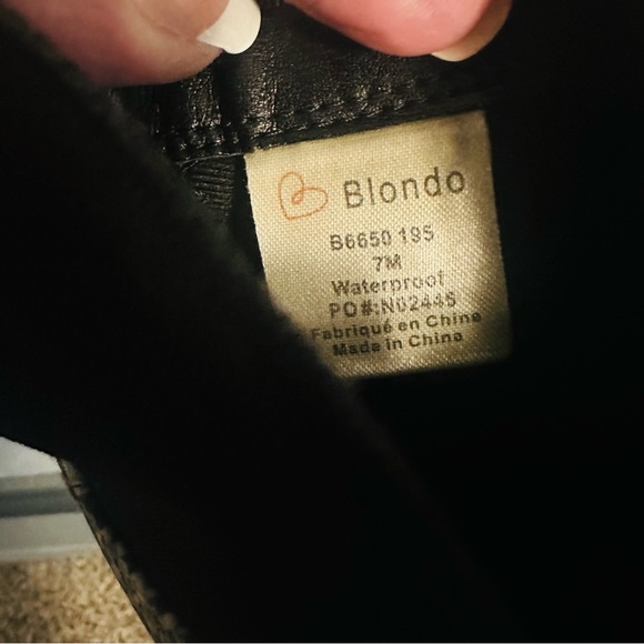 Blondo Emelia Snake Print Waterproof Ankle Chelsea Boots Size 7 - Picture 7 of 8